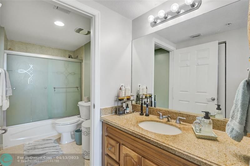 4242 NW 2nd St #1414, Miami, Florida image 13