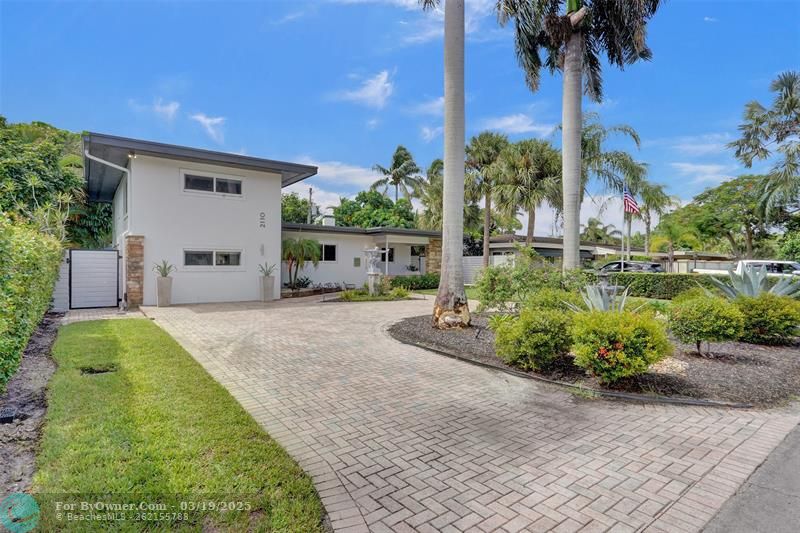 2110 NE 30th St, Fort Lauderdale, Florida image 3
