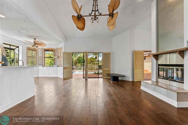 6797 NW 44th Ct, Coral Springs, Florida image 12