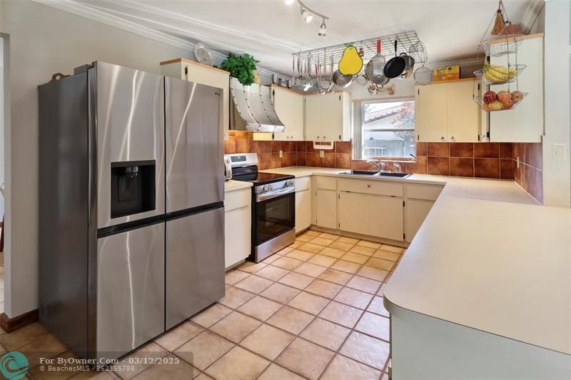 10380 NW 41st St, Coral Springs, Florida image 33