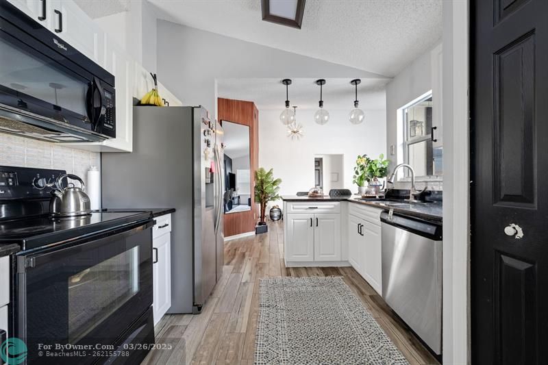 601 SW Icon Avenue, Port Saint Lucie, Florida image 15