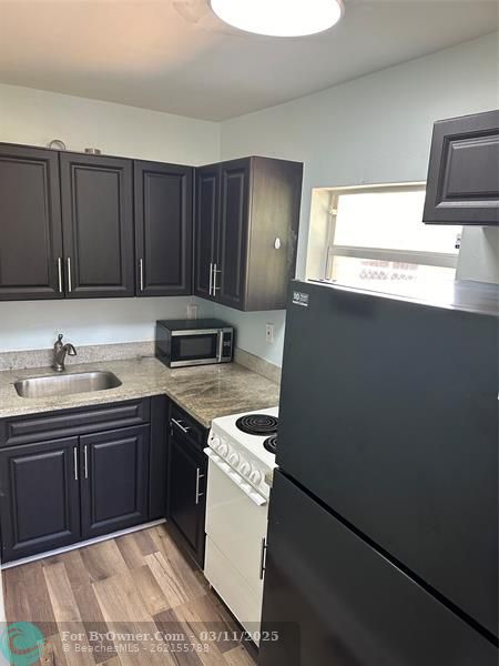 1504 NW 2nd Ave, Fort Lauderdale, Florida image 12