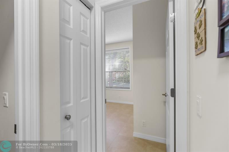 3954 NW 63rd Ter, Coral Springs, Florida image 18