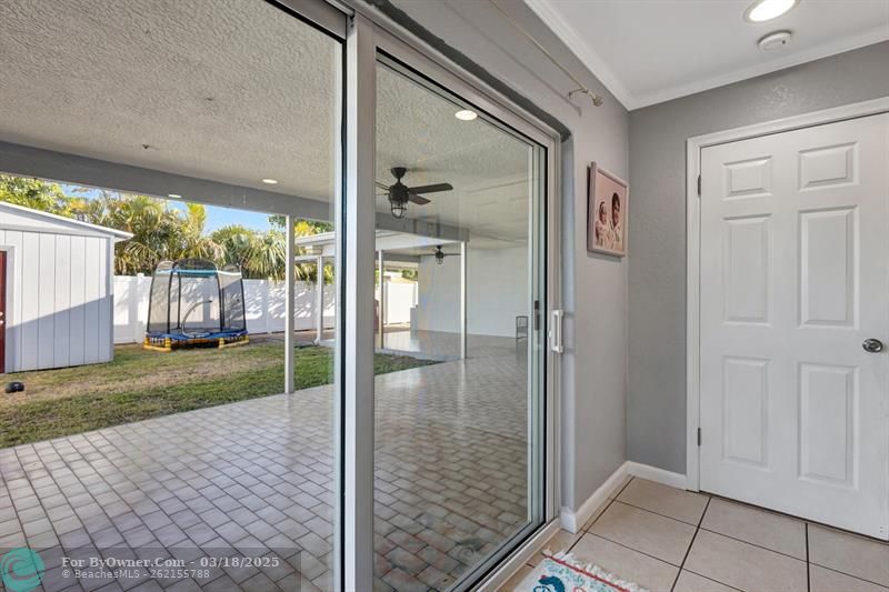 3059 Emerald Ln, Lake Worth, Florida image 16