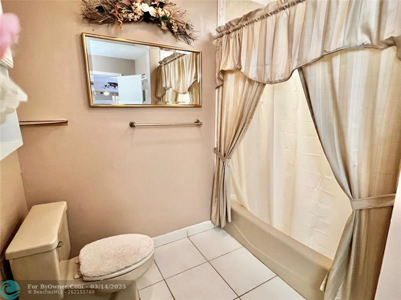 8206 SW 23rd Ct. #22A, North Lauderdale, Florida image 11