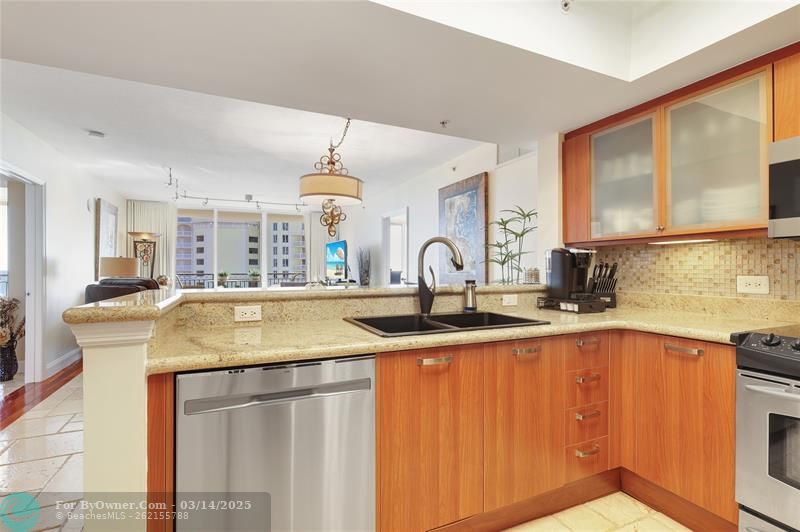 2001 N Ocean Blvd #806, Fort Lauderdale, Florida image 7