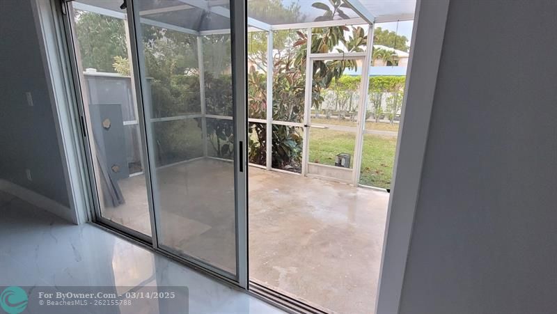 20873 NW 3rd Ln #20873, Pembroke Pines, Florida image 19