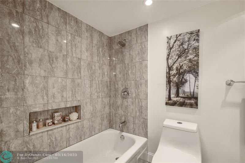 6100 NW 44th St #307, Lauderhill, Florida image 19