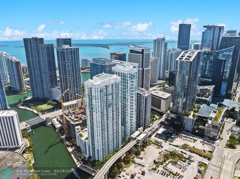 31 SE 6th St #2002, Miami, Florida image 18