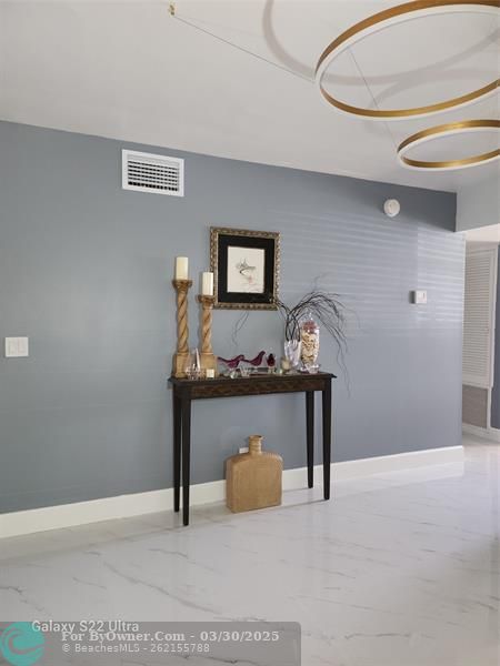Dining Room Accent Wall