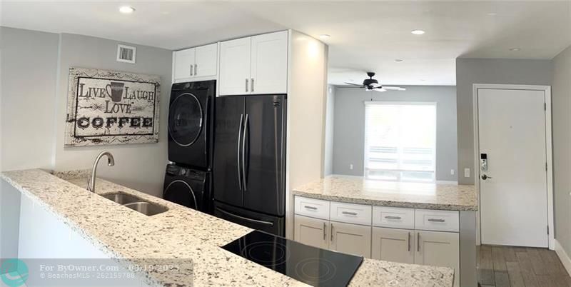 5328 NE 6th Ave #13H, Fort Lauderdale, Florida image 12