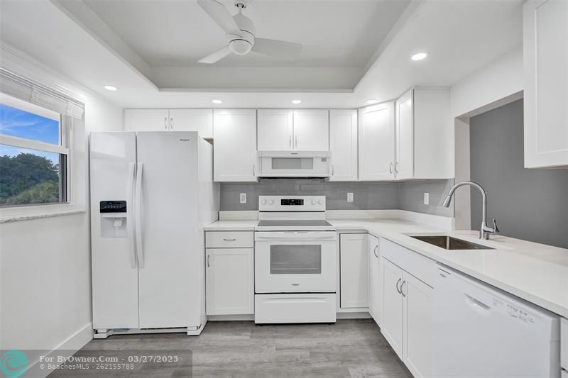 1541 S Ocean Blvd #309, Lauderdale By The Sea, Florida image 12