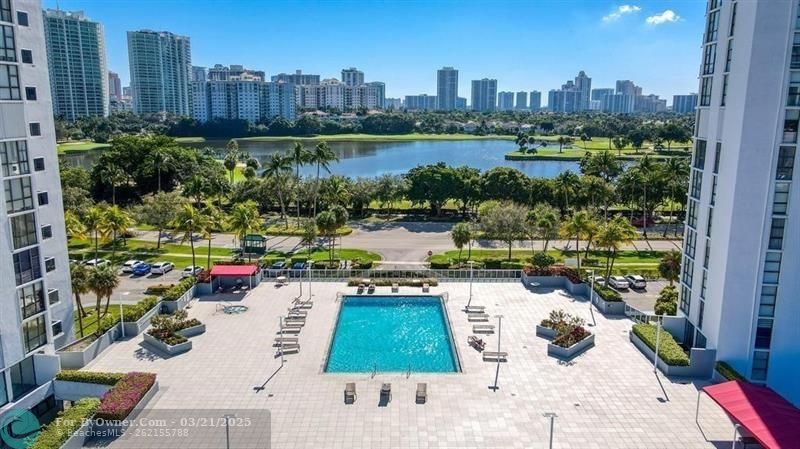 3625 N Country Club Dr #210, Aventura, Florida image 36