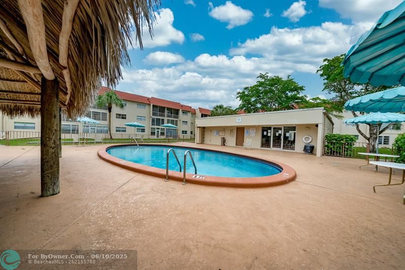 8000 E Sunrise Lakes Dr #207, Sunrise, Florida image 37