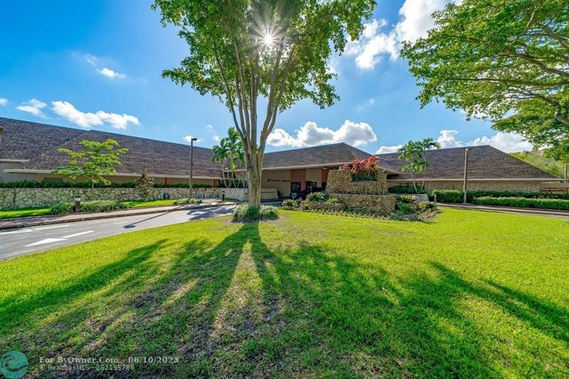 8000 E Sunrise Lakes Dr #207, Sunrise, Florida image 47