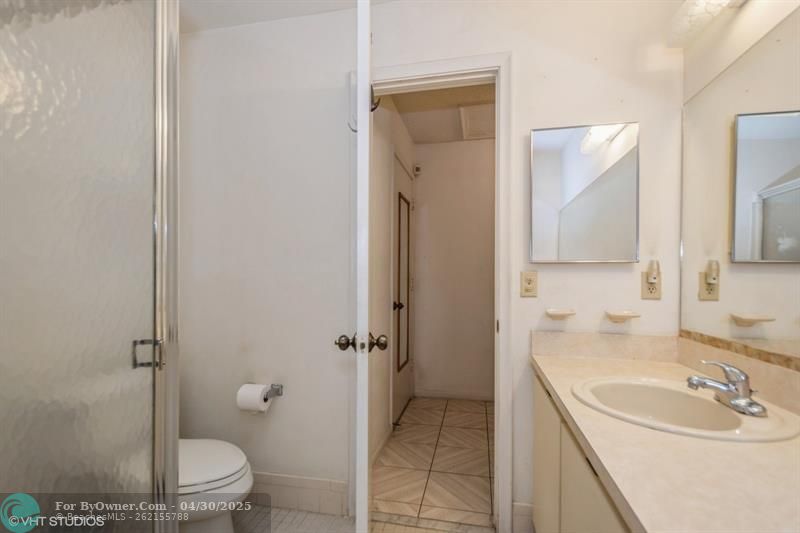 3076 S Oakland Forest Dr #502, Oakland Park, Florida image 12