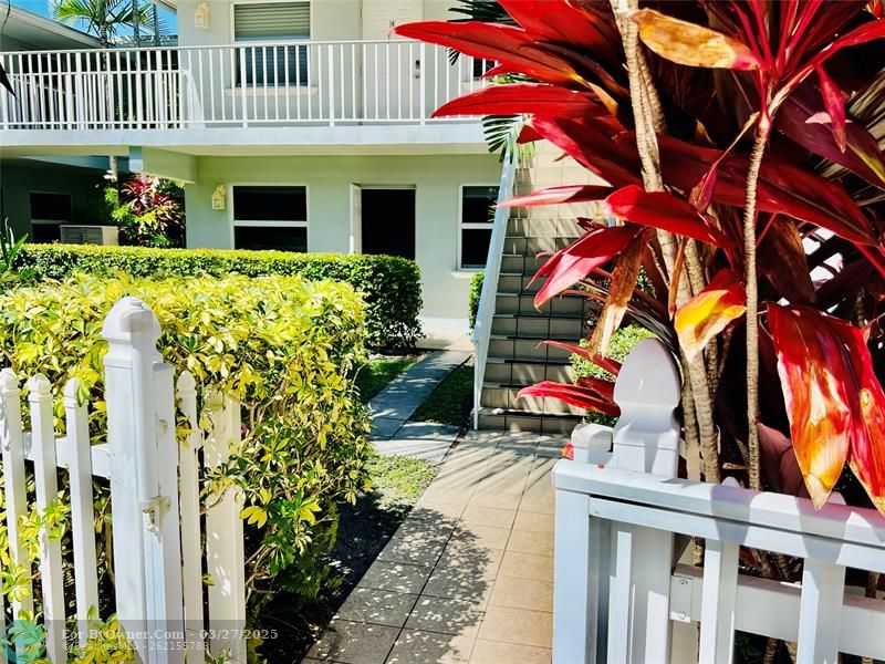 417 NE 17th Ave #6, Fort Lauderdale, Florida image 1