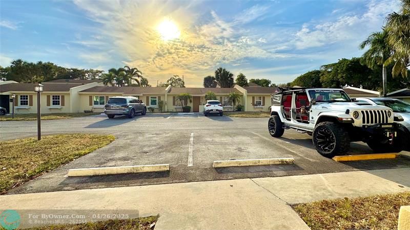 3005 1/2 NW 68th St #9D, Fort Lauderdale, Florida image 24