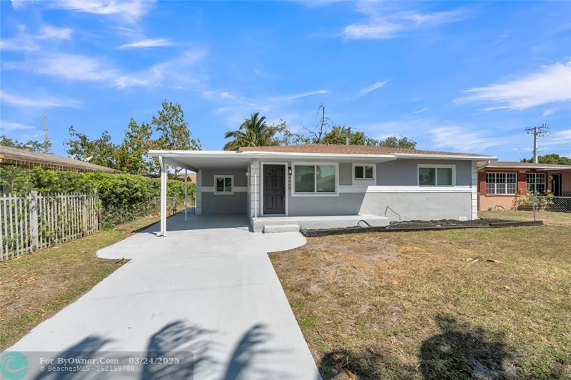 6509 Plunkett St, Hollywood, Florida image 2