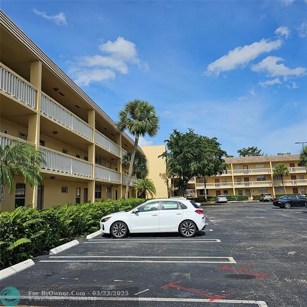 #108, Tamarac, Florida image 2