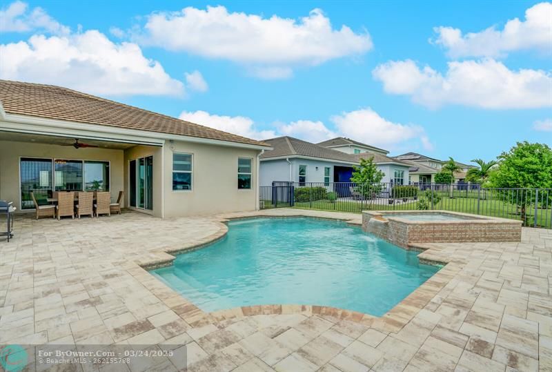 15238 Goldfinch Circle, Westlake, Florida image 40