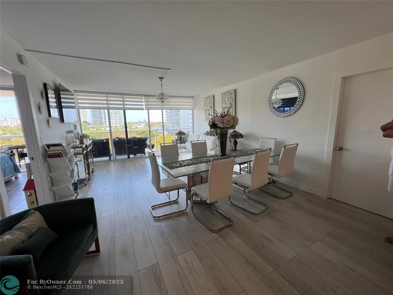 3731 N Country Club Dr #529, Aventura, Florida image 23