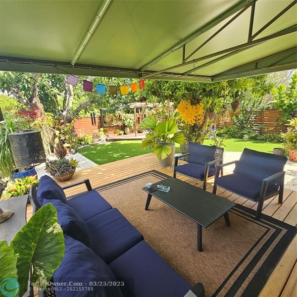 Single Family, Miami, Florida image 1