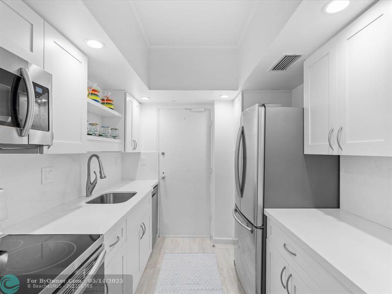 3333 NE 34th St #1712, Fort Lauderdale, Florida image 4