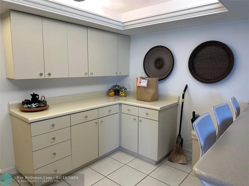 4900 N Ocean Blvd #1217, Lauderdale By The Sea, Florida image 11