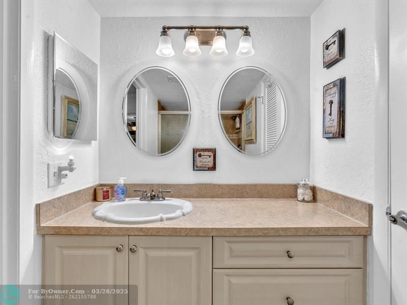 4004 N Pine Island Rd #1B, Sunrise, Florida image 24