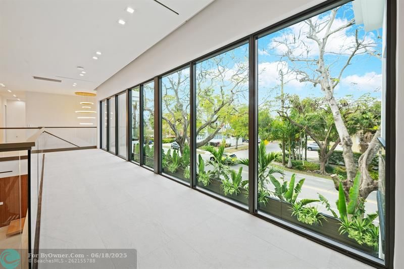 550 NE 11th Ave, Fort Lauderdale, Florida image 24