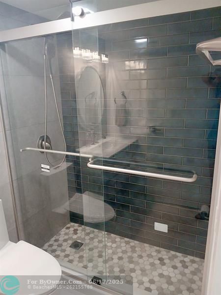 16919 N Bay Rd #911, Sunny Isles Beach, Florida image 17