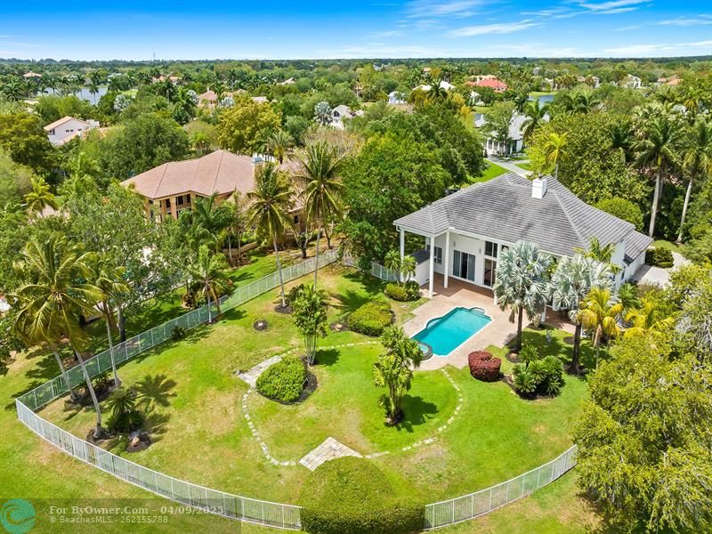 3360 Bridle Path Ln, Weston, Florida image 4