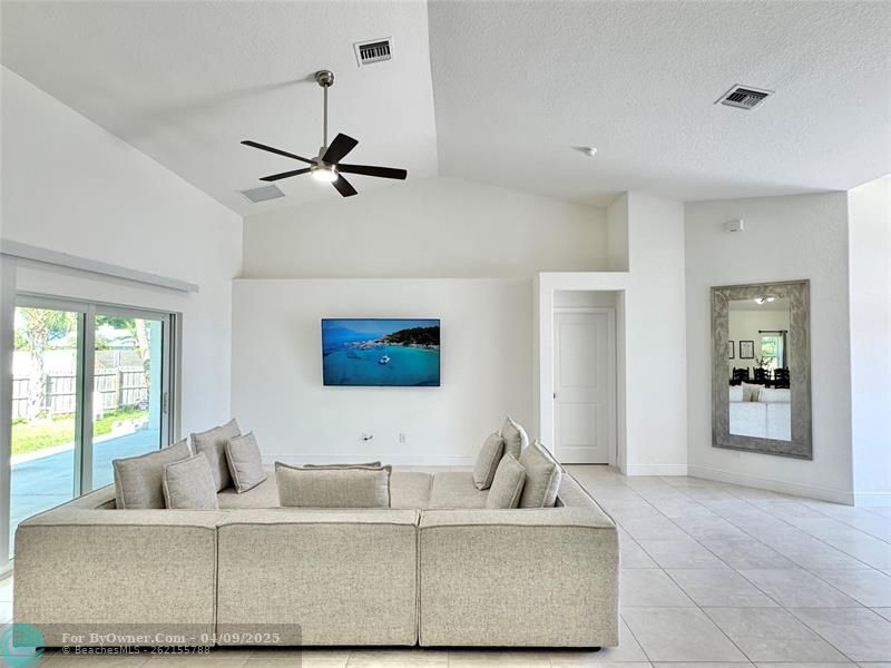 404 Gregory St, Fort Pierce, Florida image 32