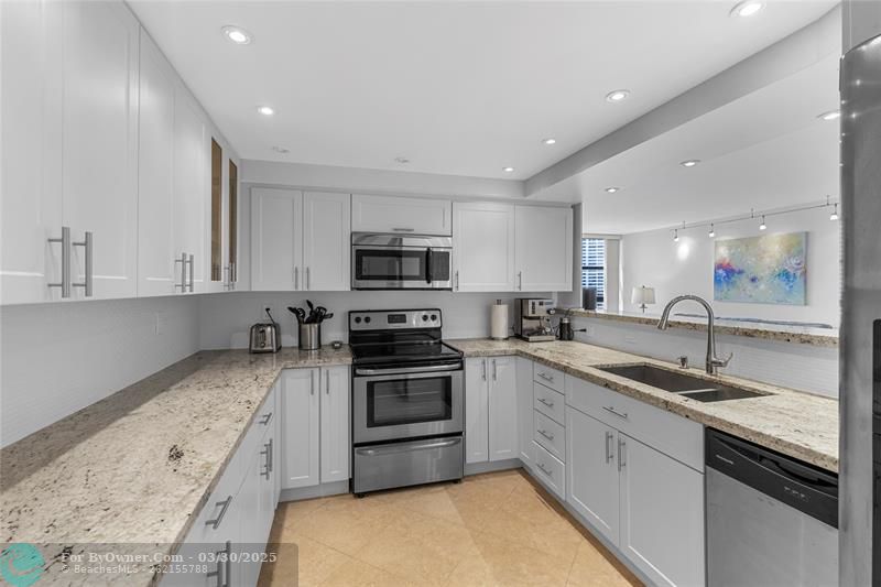 400 Leslie Dr #1001, Hallandale Beach, Florida image 16