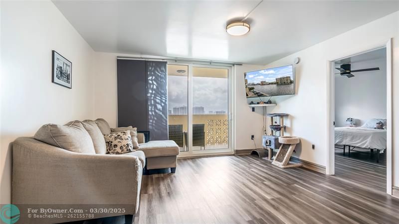 1833 S Ocean Dr #1608, Hallandale Beach, Florida image 6