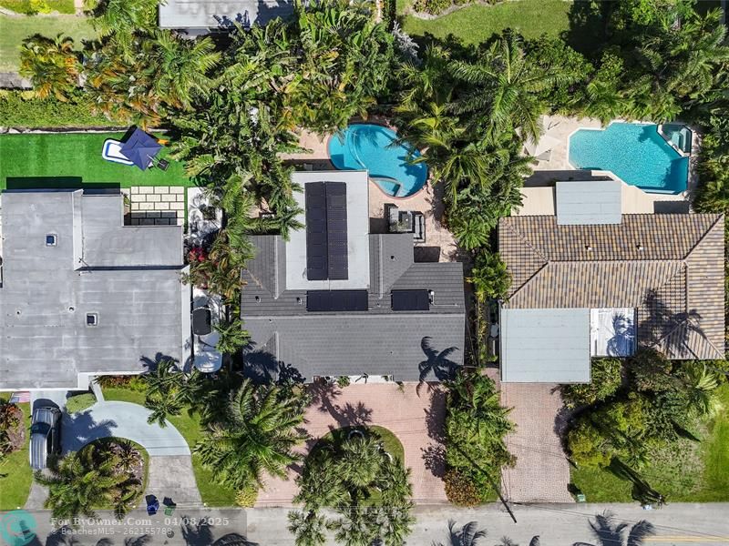 2016 NE 22nd St, Wilton Manors, Florida image 49