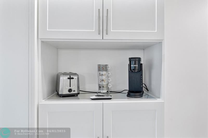 555 N Riverside Dr #25, Pompano Beach, Florida image 7