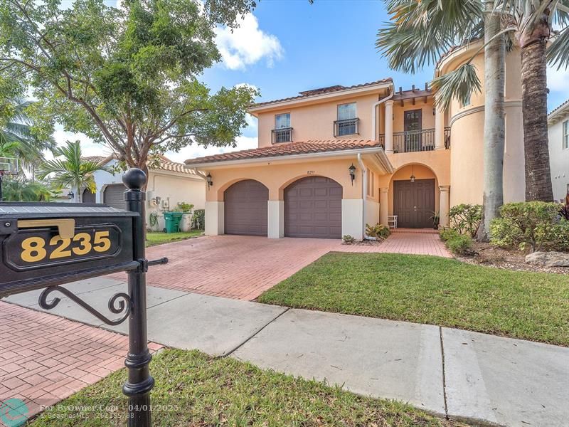 8235 NW 105th Ln, Parkland, Florida image 1