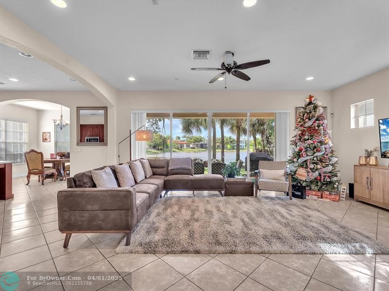 8235 NW 105th Ln, Parkland, Florida image 9
