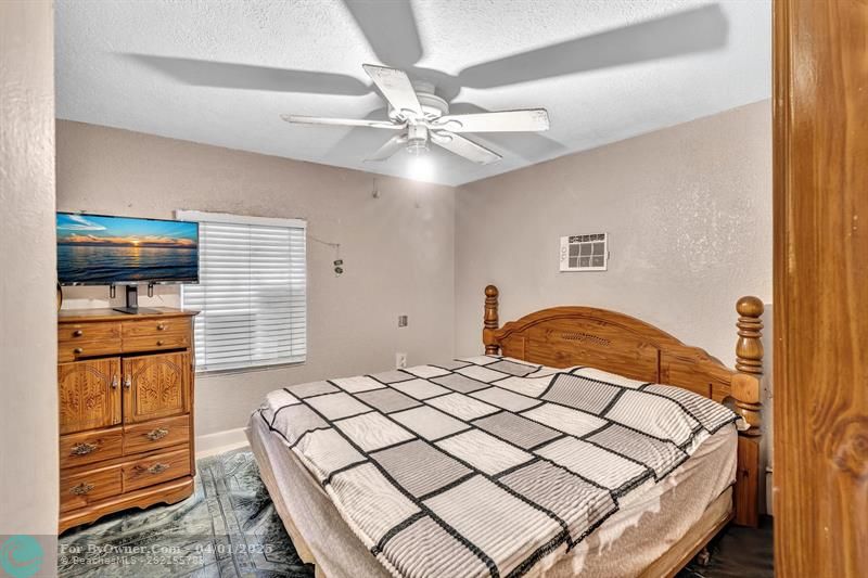 3275 NW 53rd St, Miami, Florida image 10