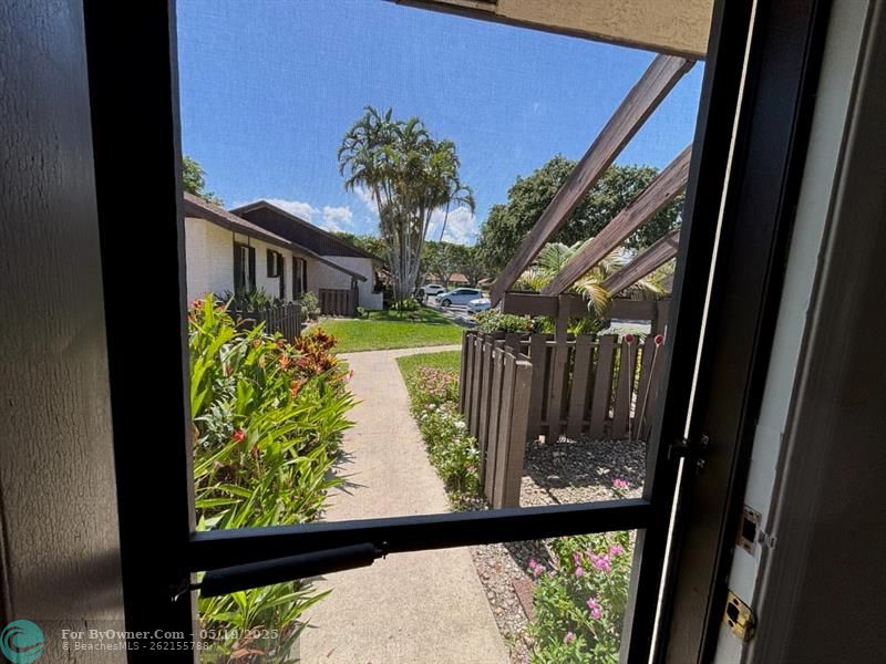 43 Via De Casas Norte, Boynton Beach, Florida image 4