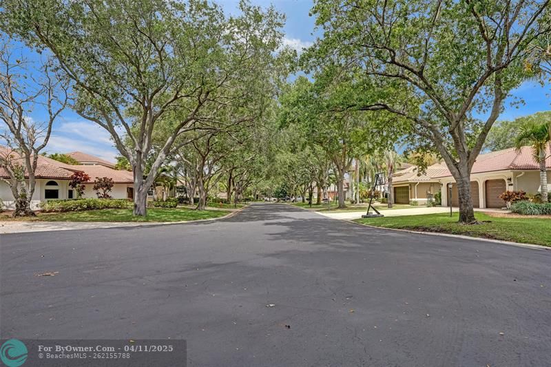 6410 NW 98th Ln, Parkland, Florida image 35