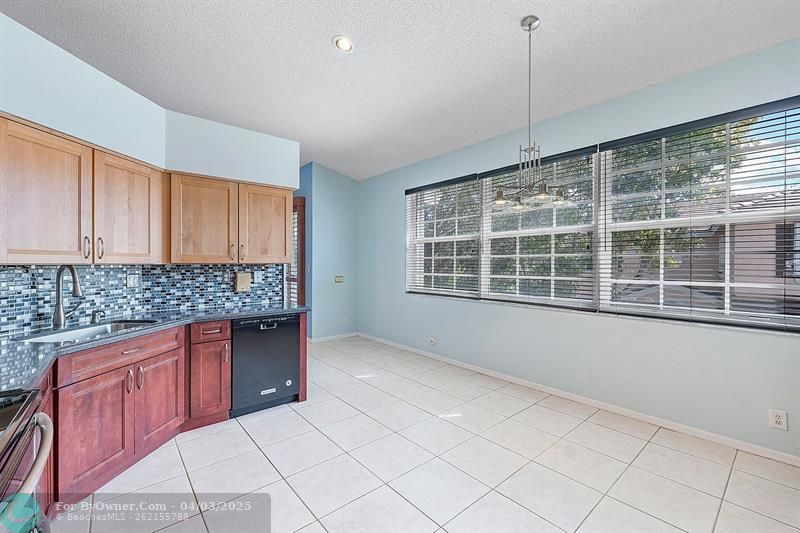 12342 NW 10th Dr #D-9, Coral Springs, Florida image 8