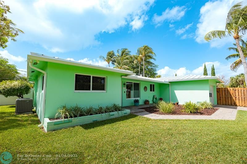 1924 NE 18th St, Fort Lauderdale, Florida image 5