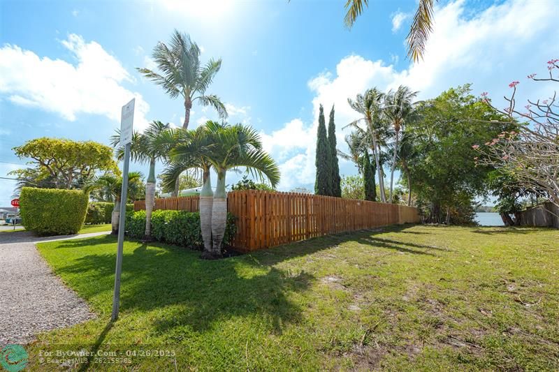 1924 NE 18th St, Fort Lauderdale, Florida image 46