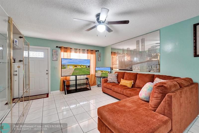 314 SW 76th Ter, North Lauderdale, Florida image 12