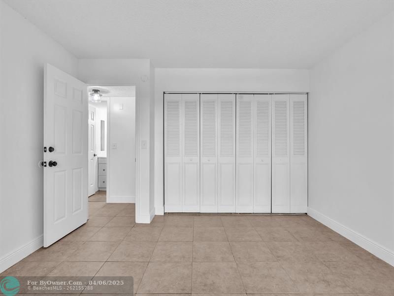 6475 W Oakland Park Blvd #405, Lauderhill, Florida image 28
