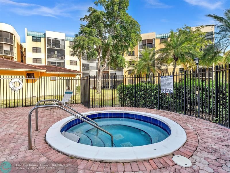 6475 W Oakland Park Blvd #405, Lauderhill, Florida image 38