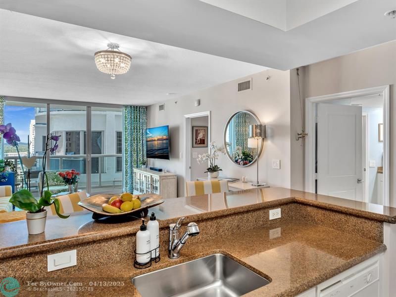 347 N New River Dr E #2106, Fort Lauderdale, Florida image 30